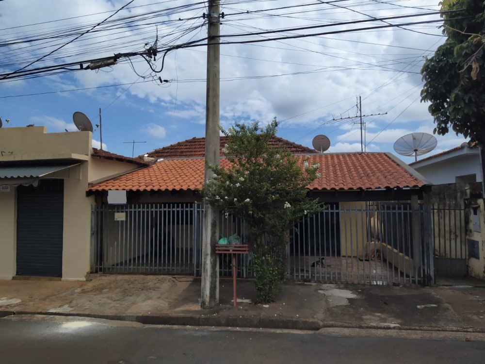 Casa - Venda - Santa Aureliana - Santa Cruz do Rio Pardo - SP