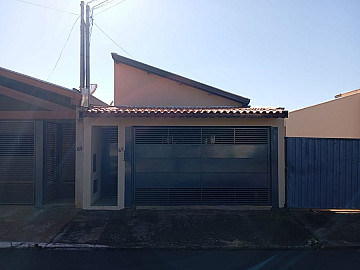 Casa no Jardim Santana 3